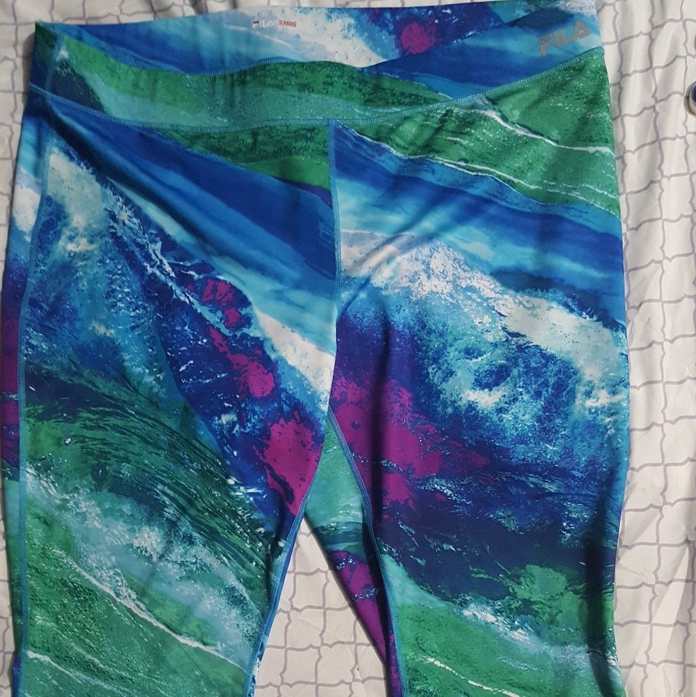 Ladies Fila mermaid colored workout capris!